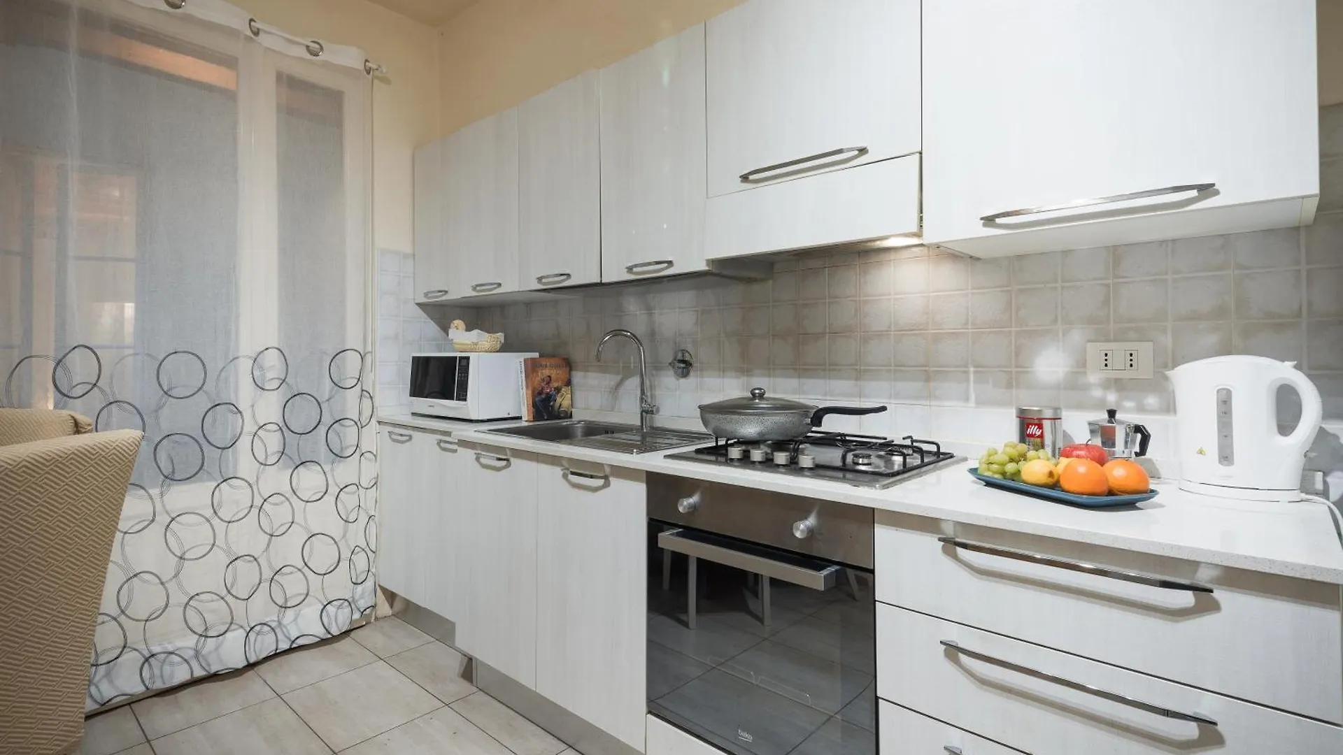 Apartment Montebello Home Florence Italy